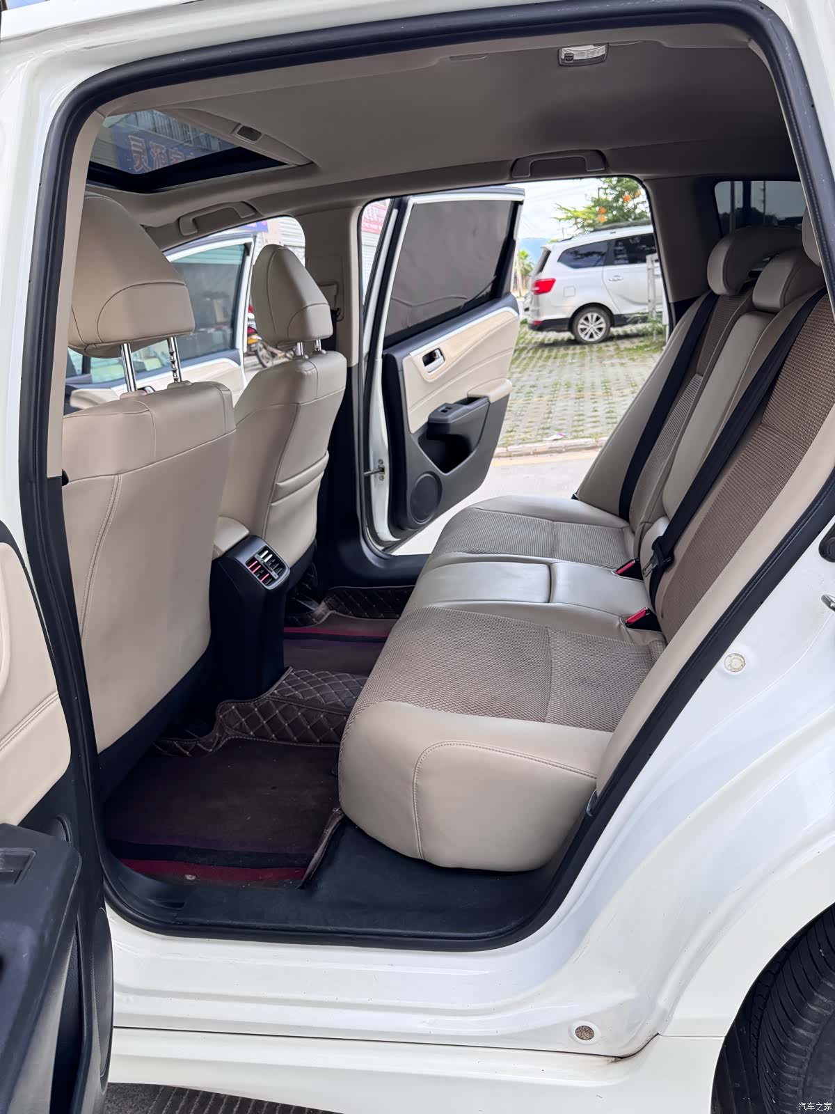 Honda Jade, 2014 13