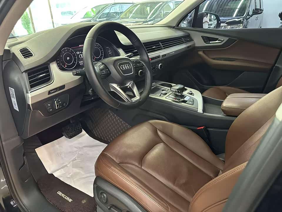Audi Q7 Audi Q7
