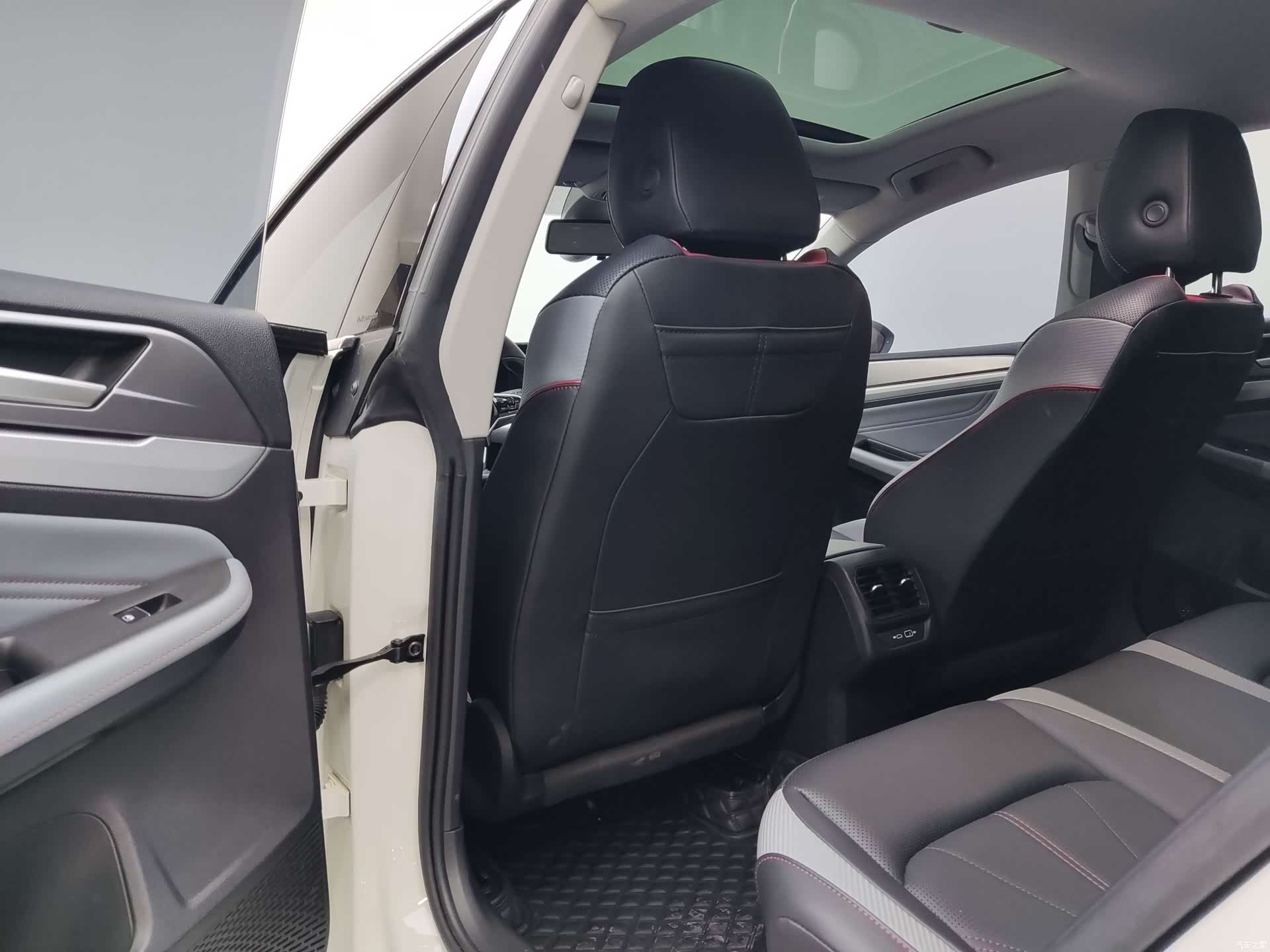 Volkswagen Lamando, 2022 10