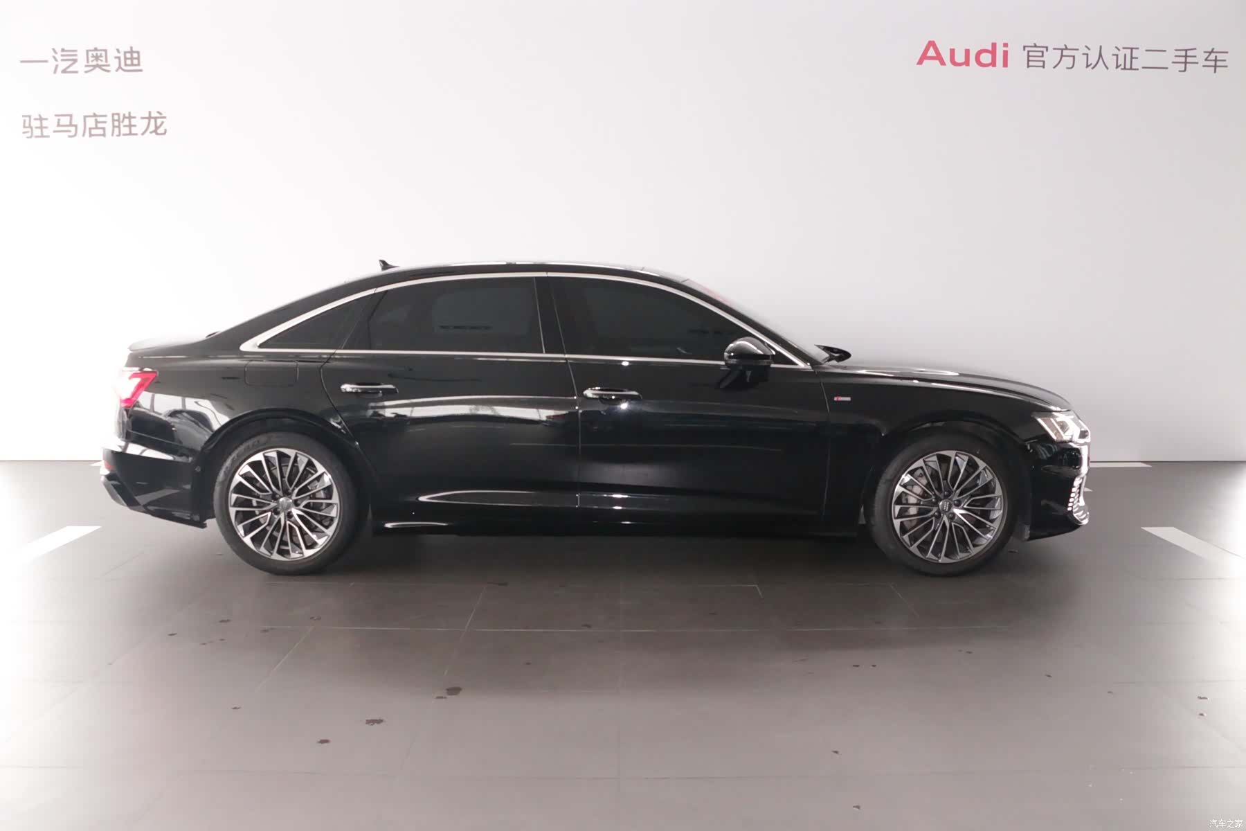 Audi A6L, 2022 3