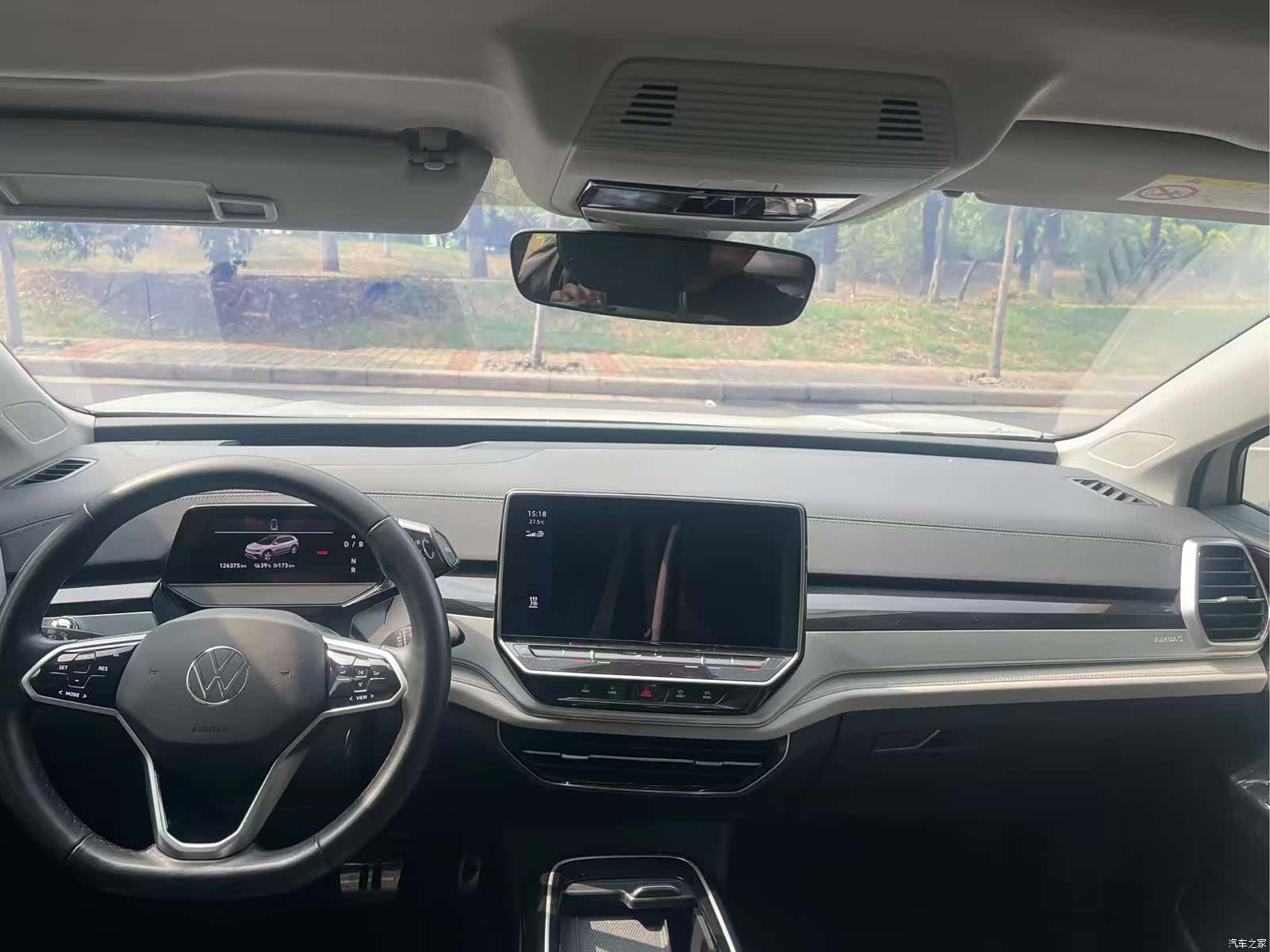 Volkswagen ID.6, 2022 6