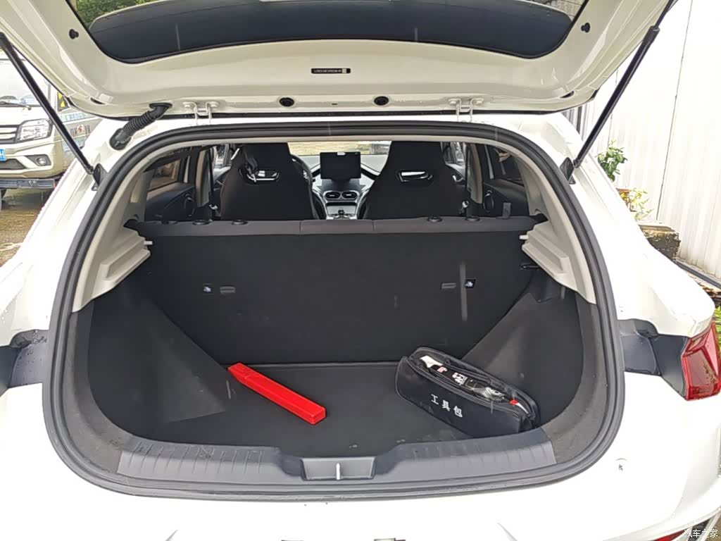 BYD E2, 2023 19
