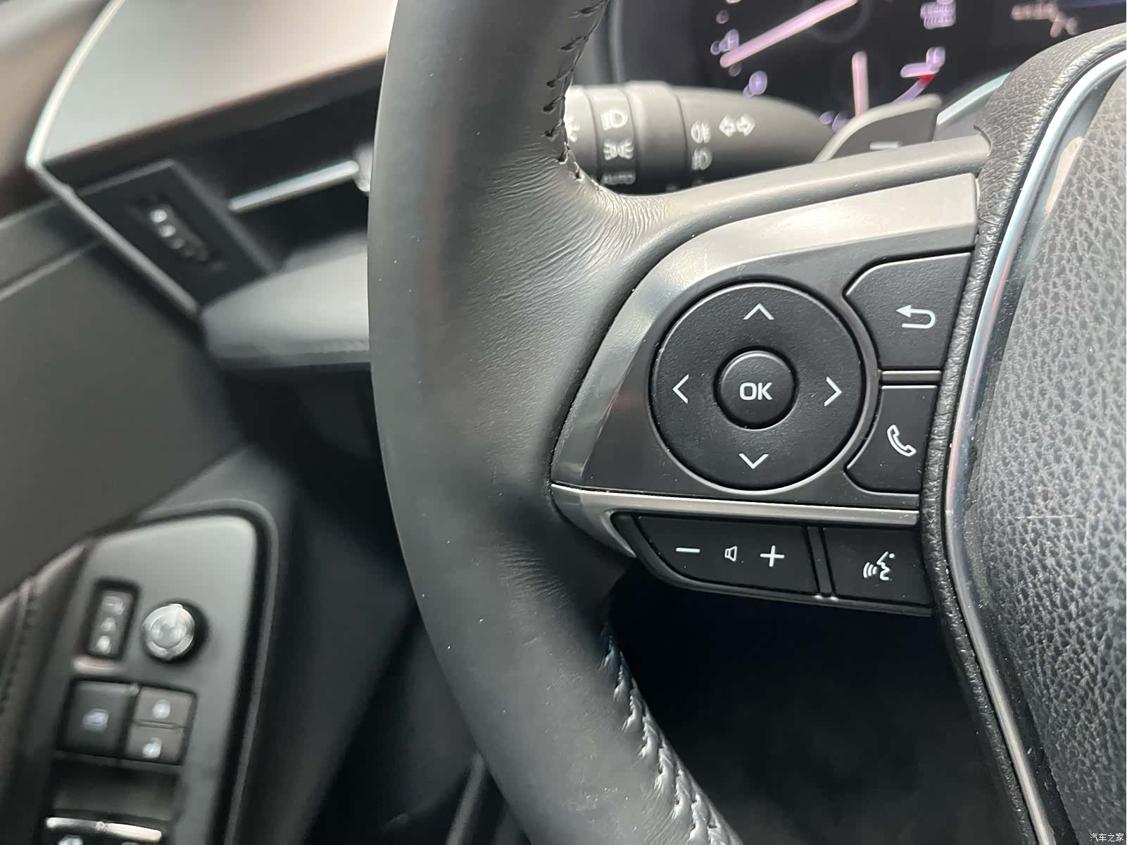 Toyota Avalon, 2024 32