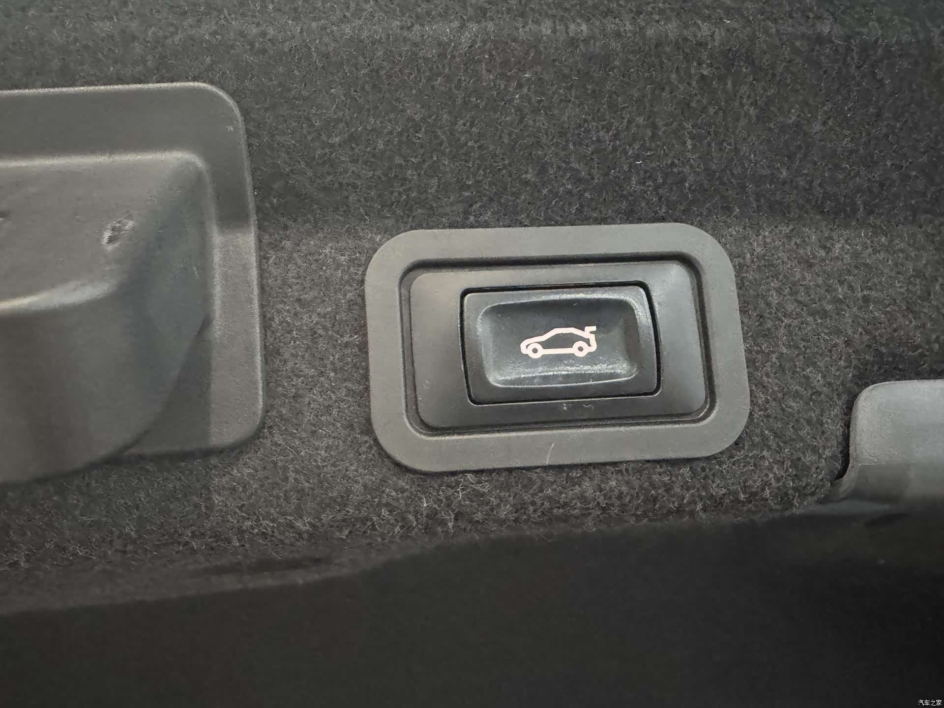Audi A6L, 2019 14