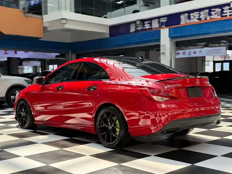Mercedes-Benz CLA