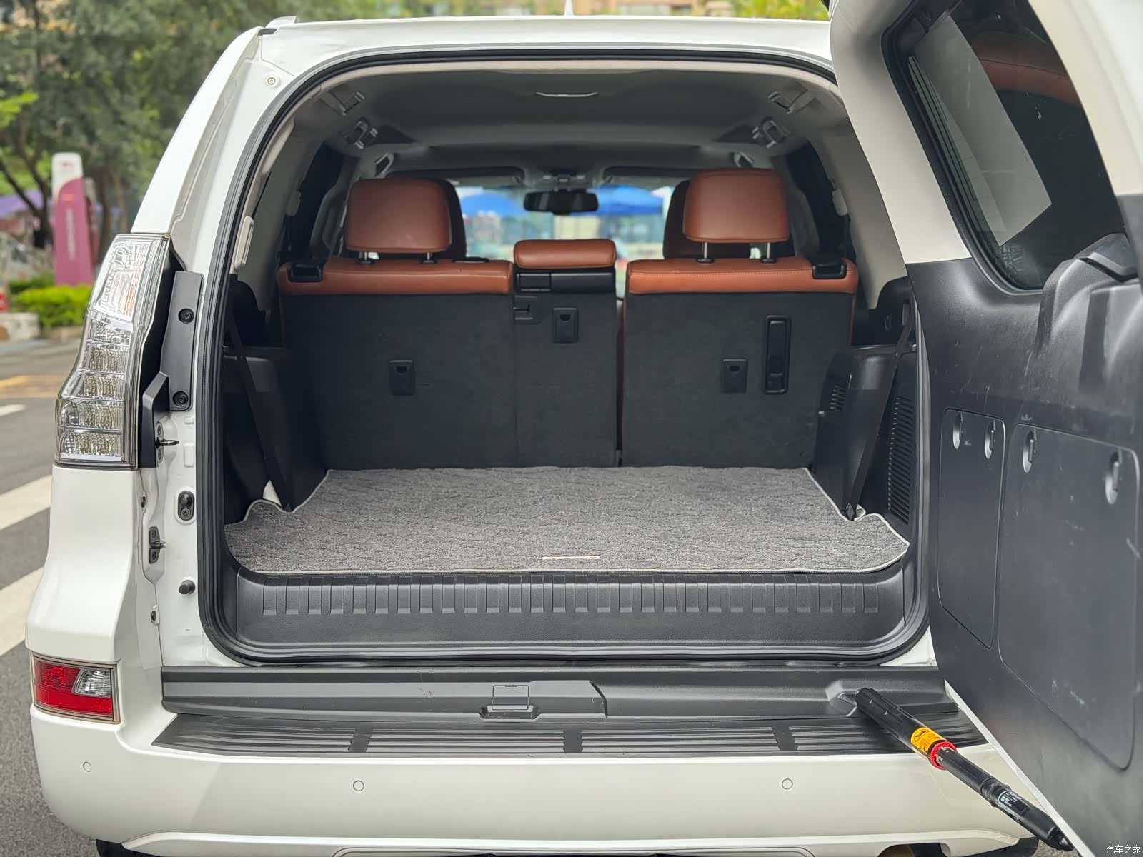 Lexus GX, 2014 15