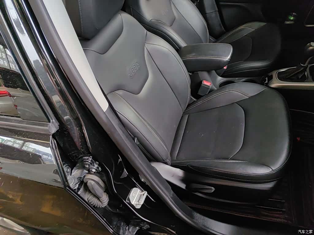 Jeep Compass, 2018 25