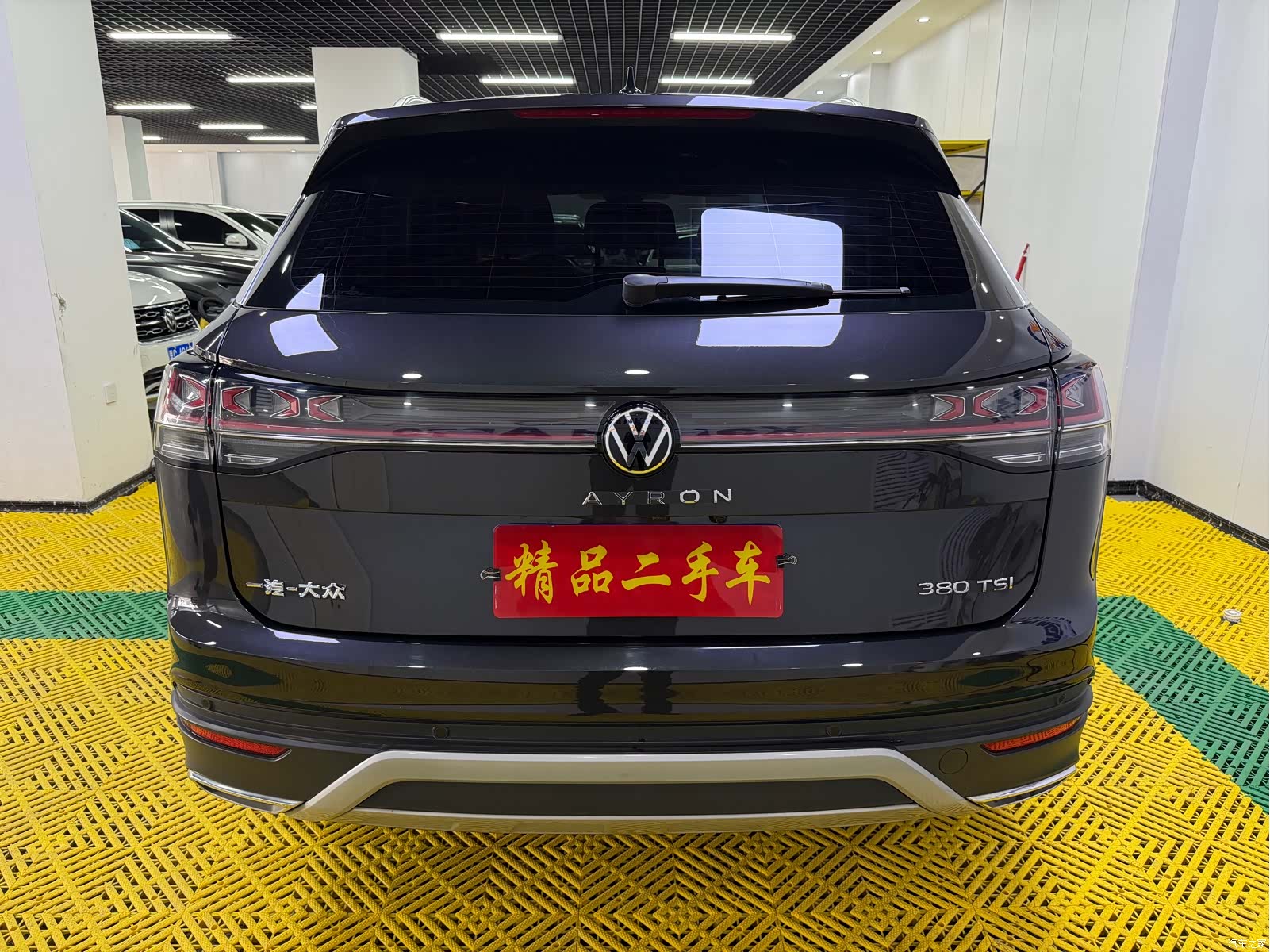 Volkswagen Tayron, 2022 все фото