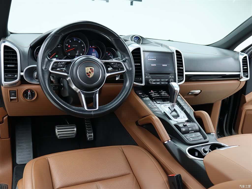 Porsche Cayenne, 2016 9