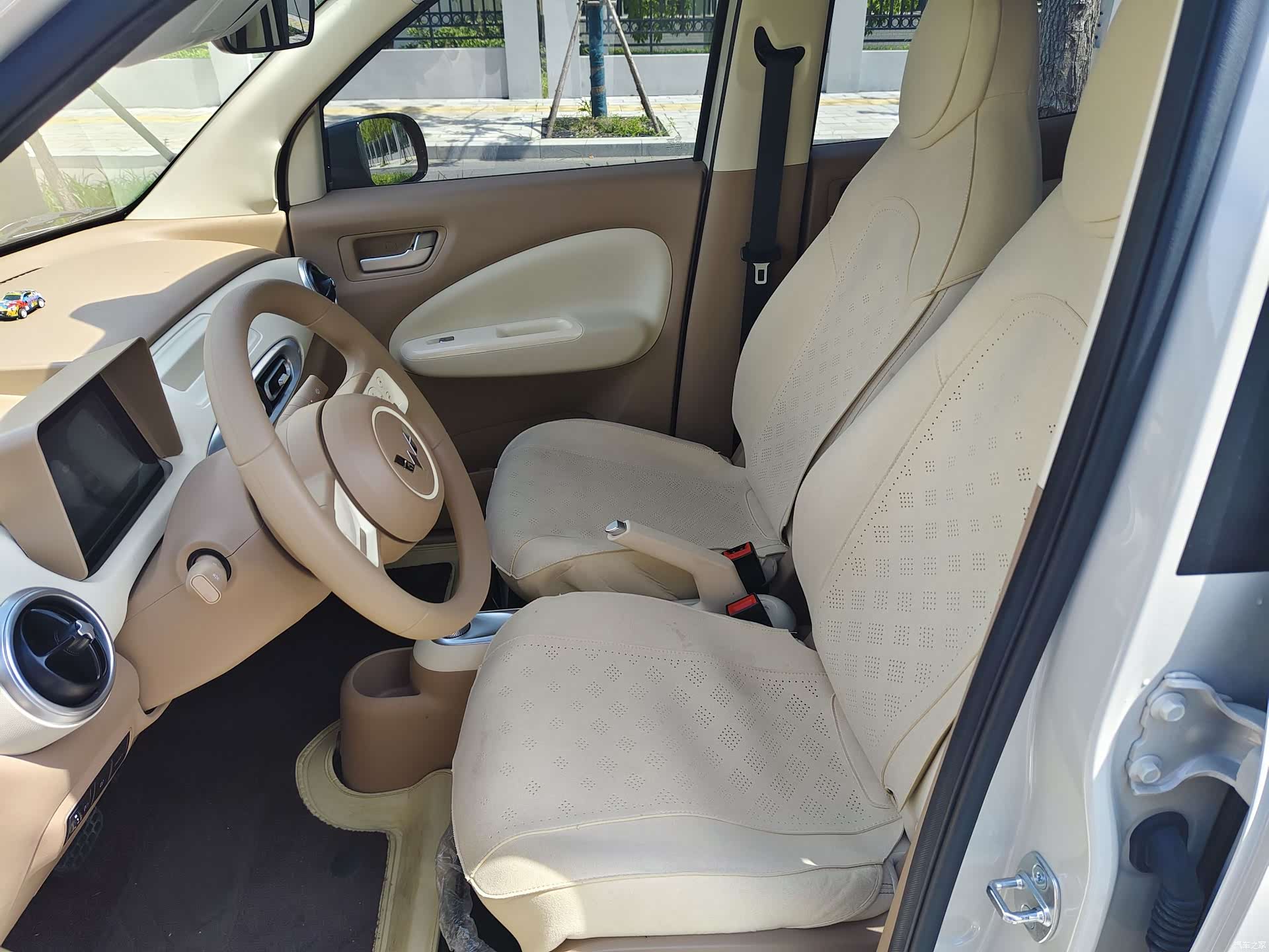 Wuling MINIEV, 2025 8