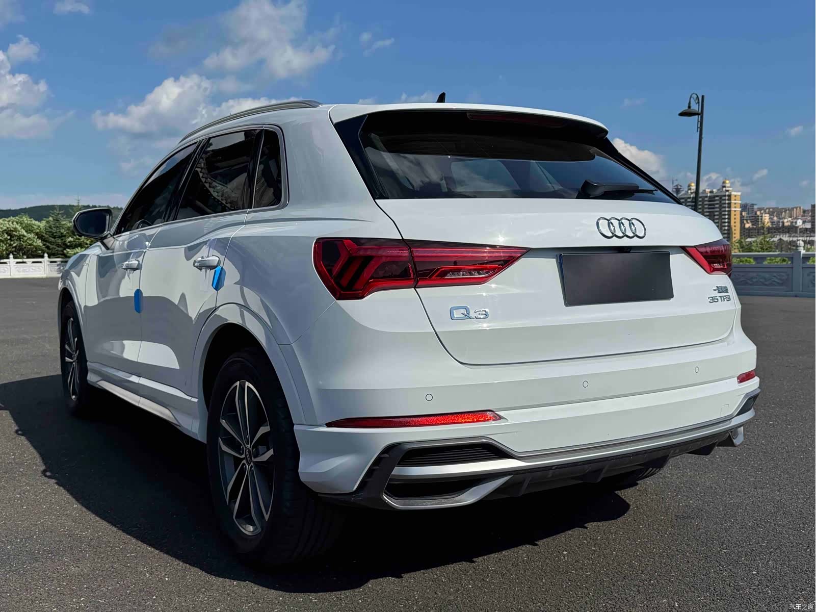 Audi Q3, 2022 4