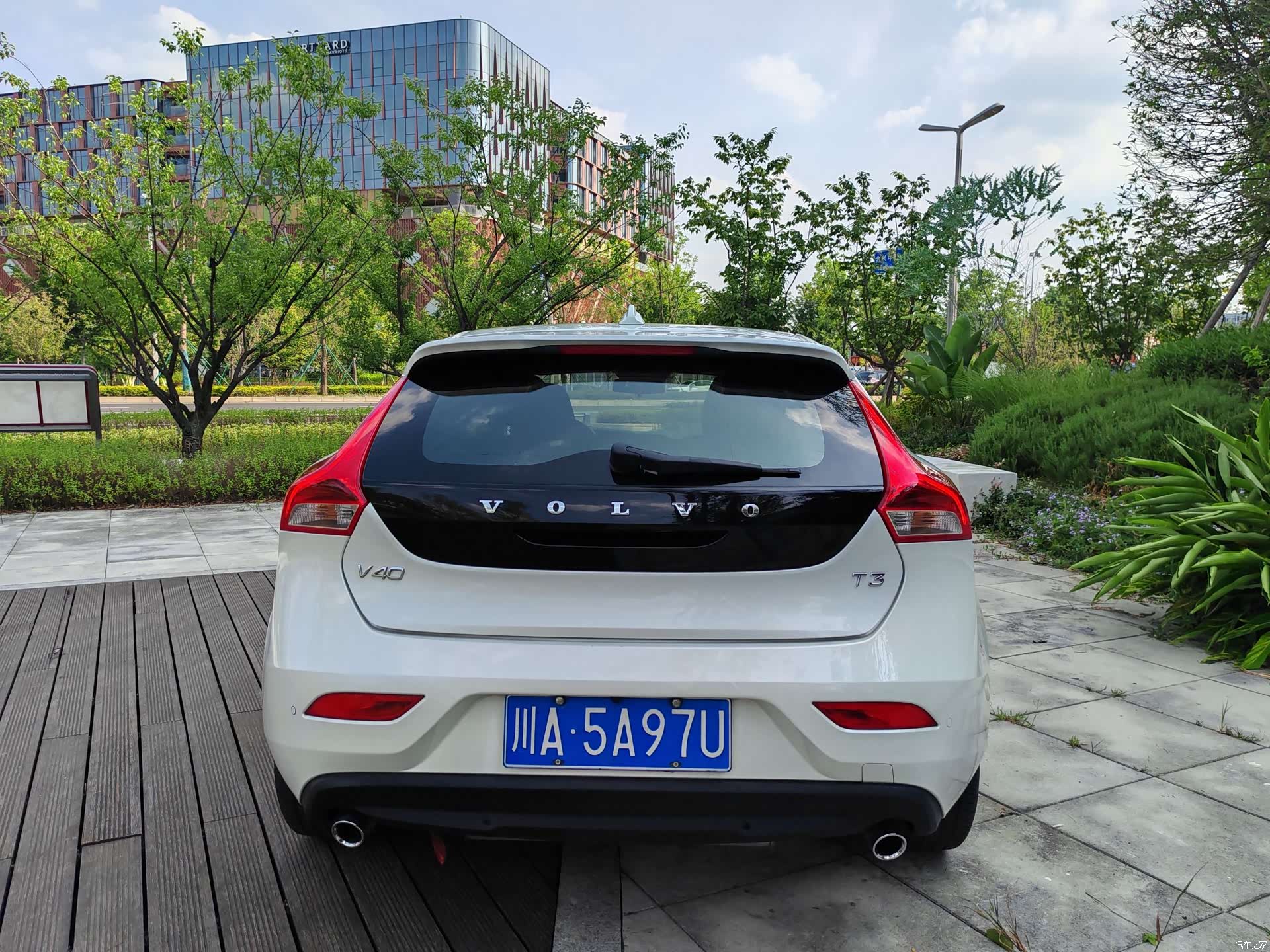 Volvo V40, 2015 все фото