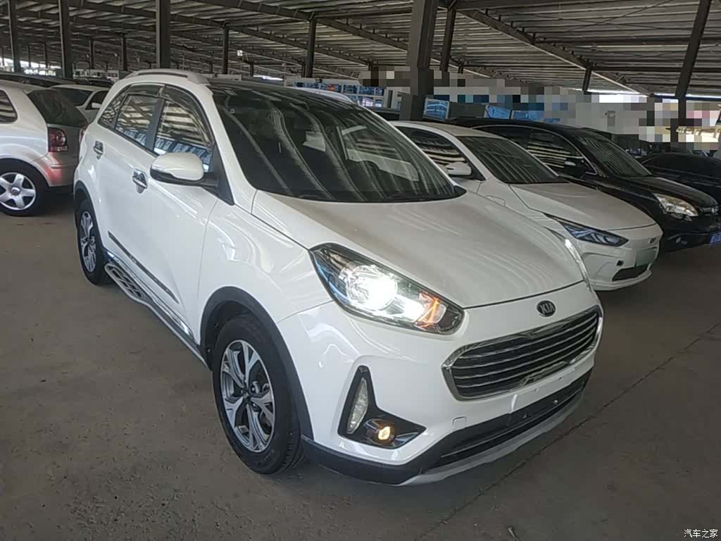 Kia KX3, 2017 4