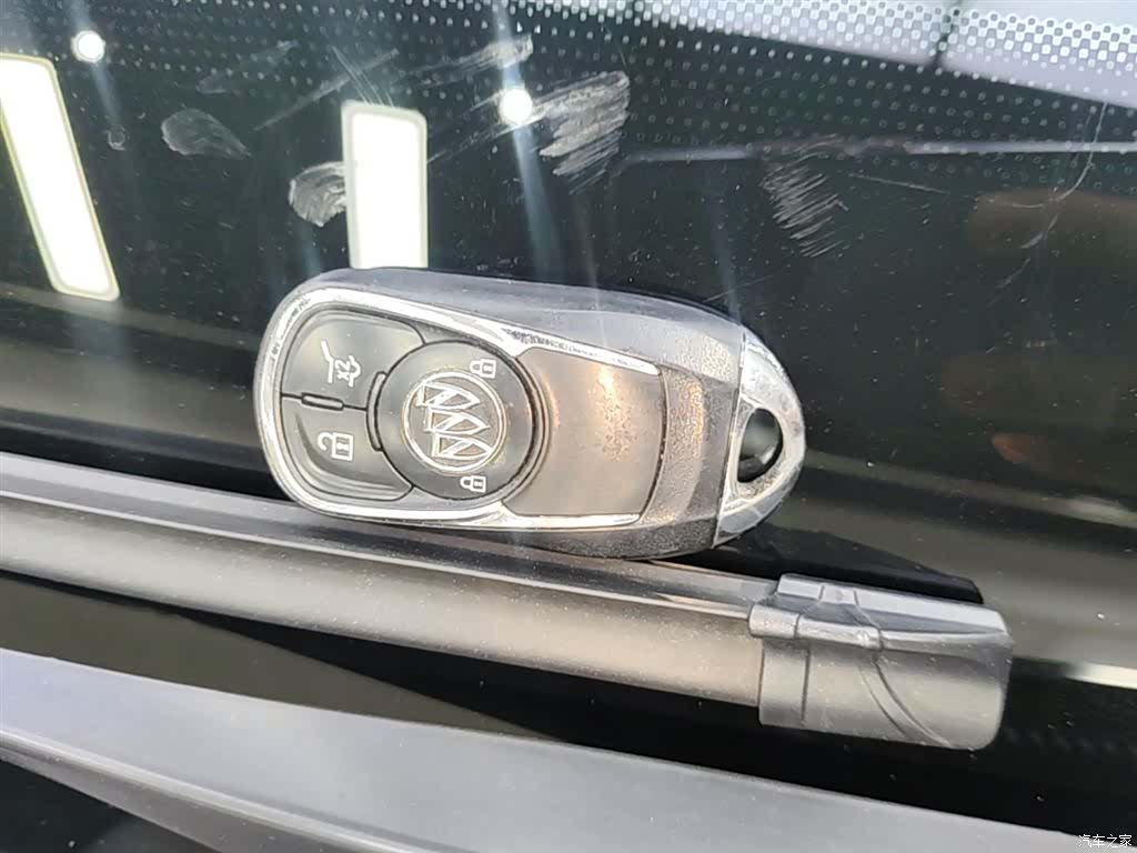 Buick Envision Plus, 2019 9
