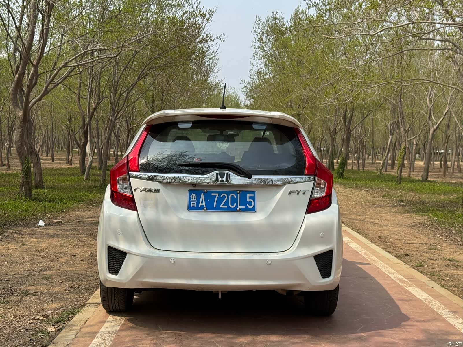 Honda Fit, 2015 14