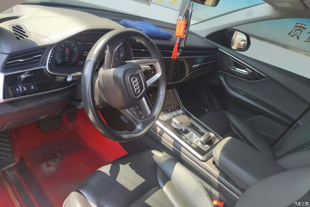 Audi Q8, 2021 12