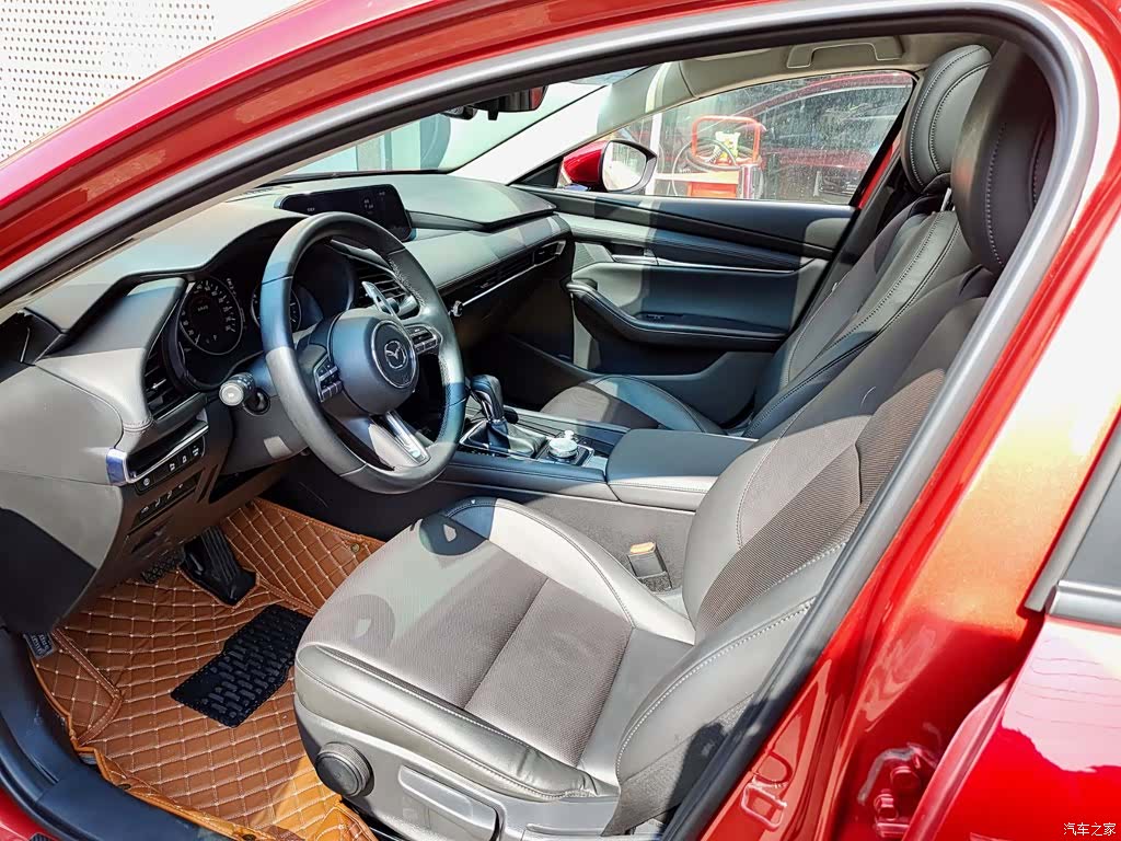 Mazda Mazda3, 2023 7