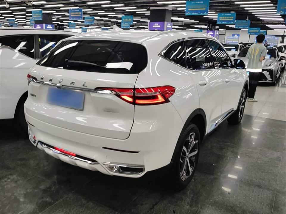 Haval F7