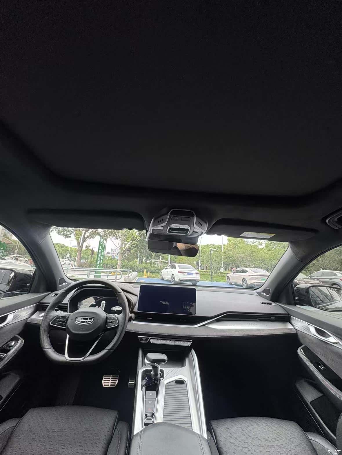 Geely Preface, 2023 8