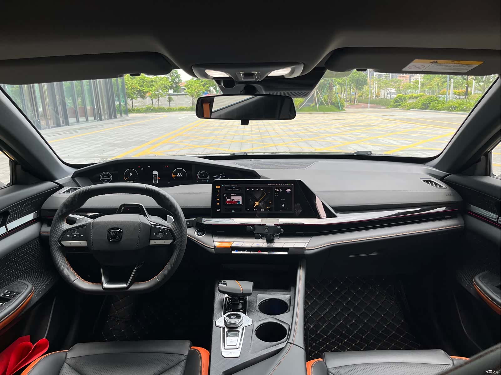 Changan UNI-V, 2024 8