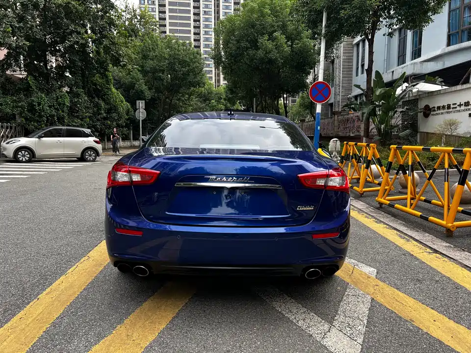 Maserati Ghibli