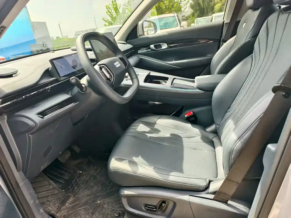 Geely Galaxy Galaxy E5