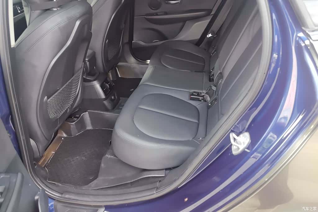 BMW 2 Series, 2015 11