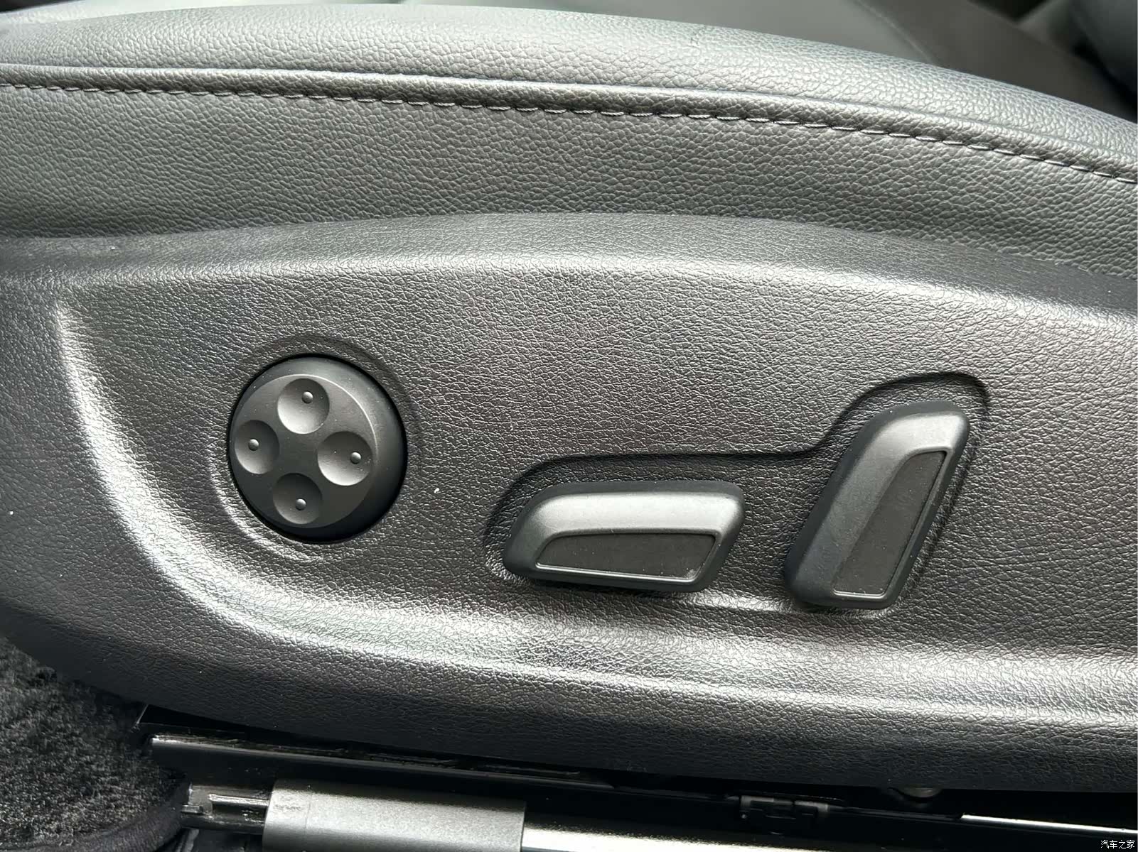 Audi A4L, 2023 20