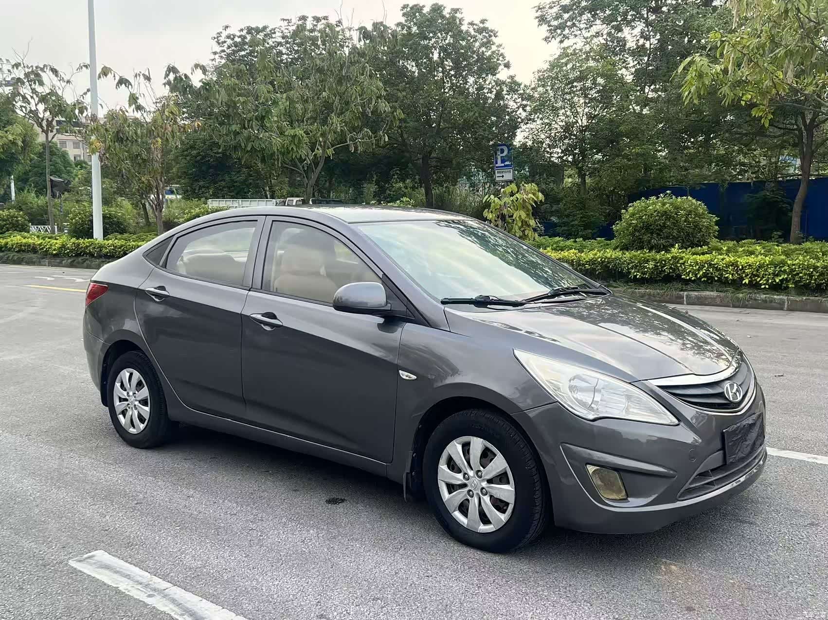 Hyundai GL, 2012 3