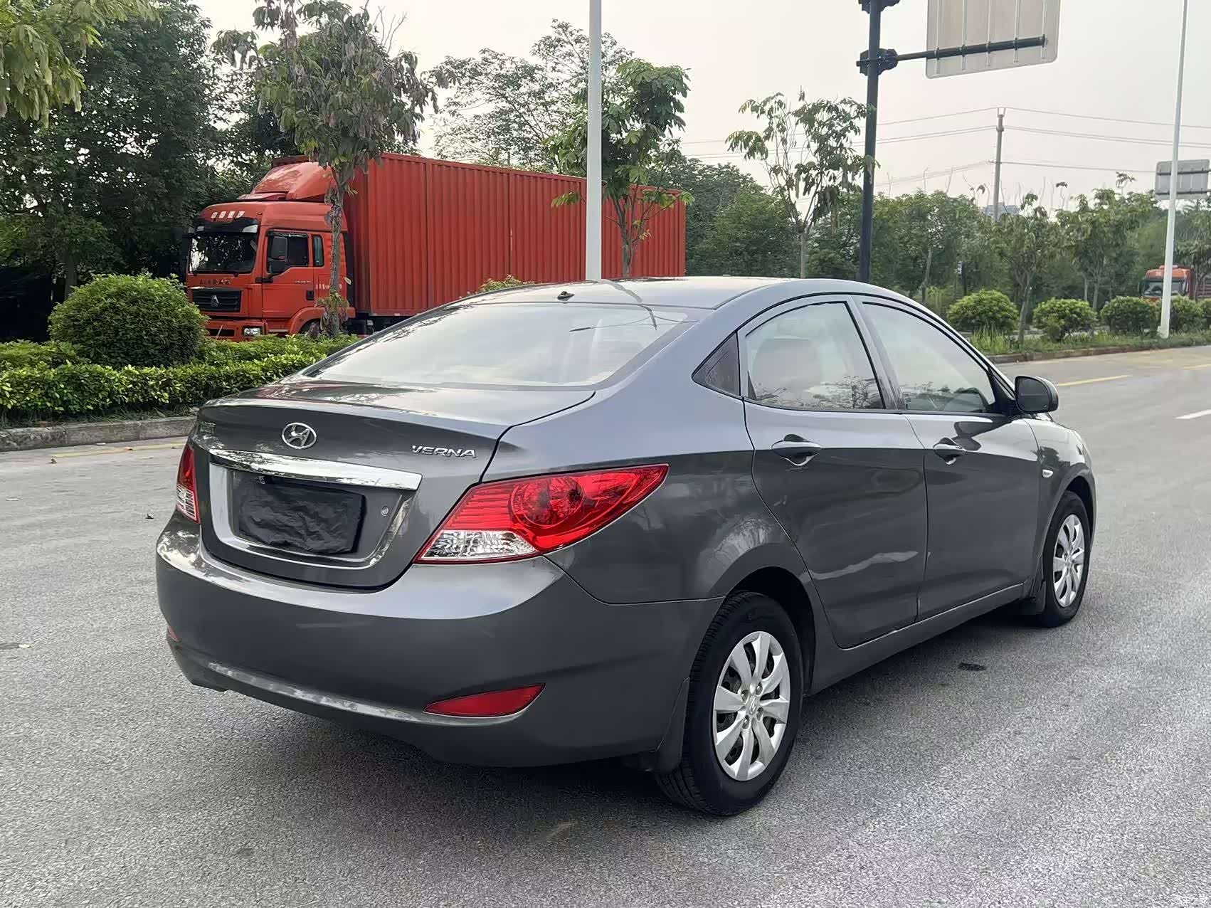 Hyundai GL, 2012 7