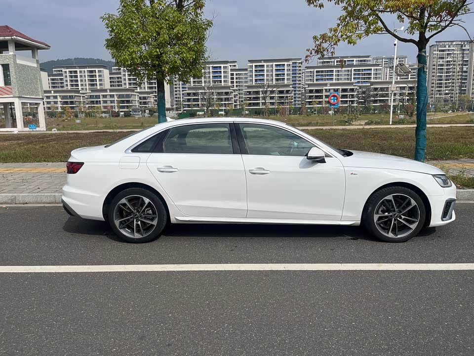 Audi A4L