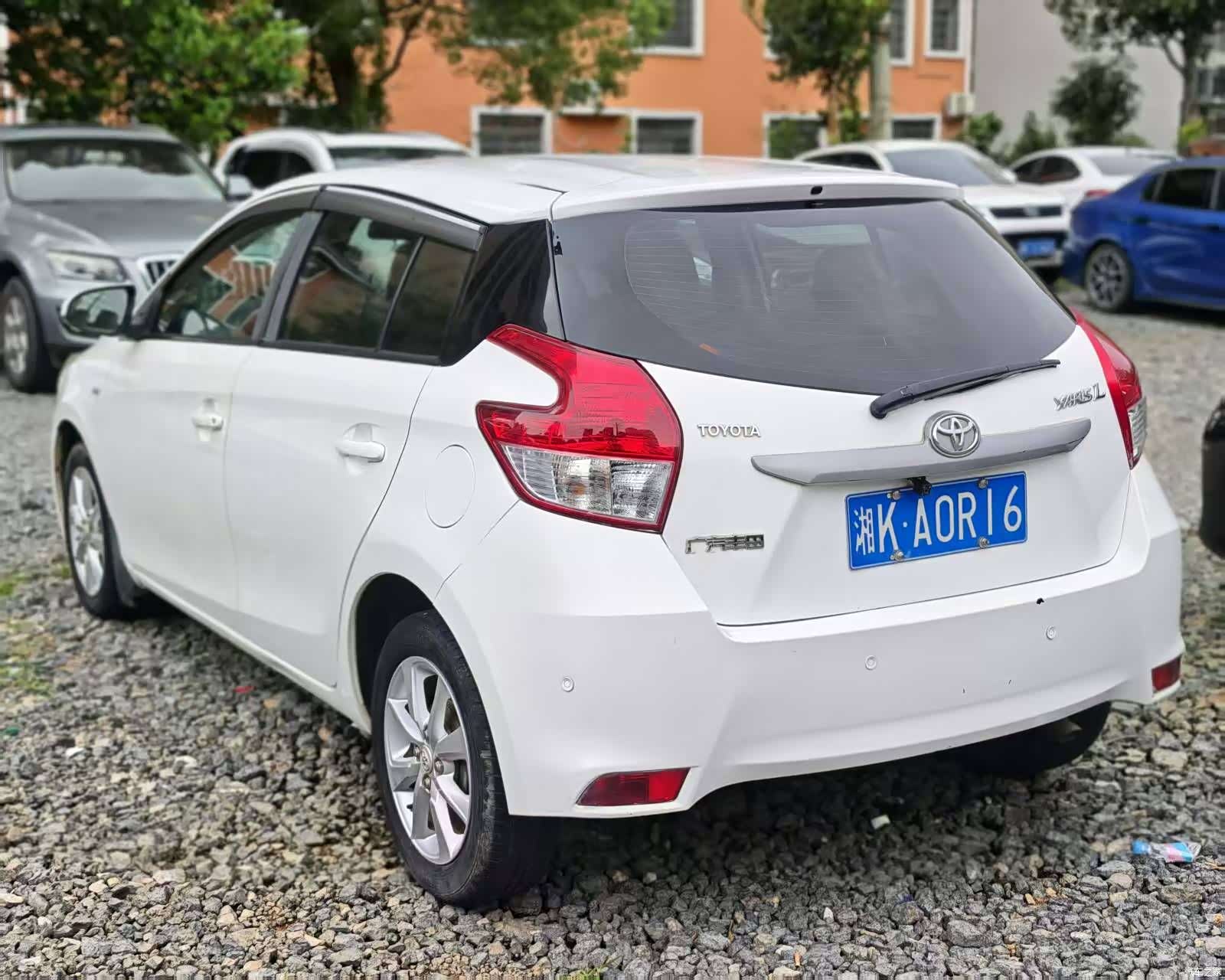 Toyota YARiS L, 2014 8