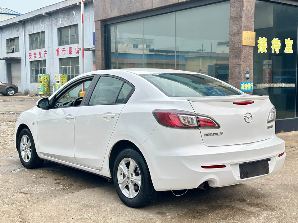 Mazda 3 star Cheng