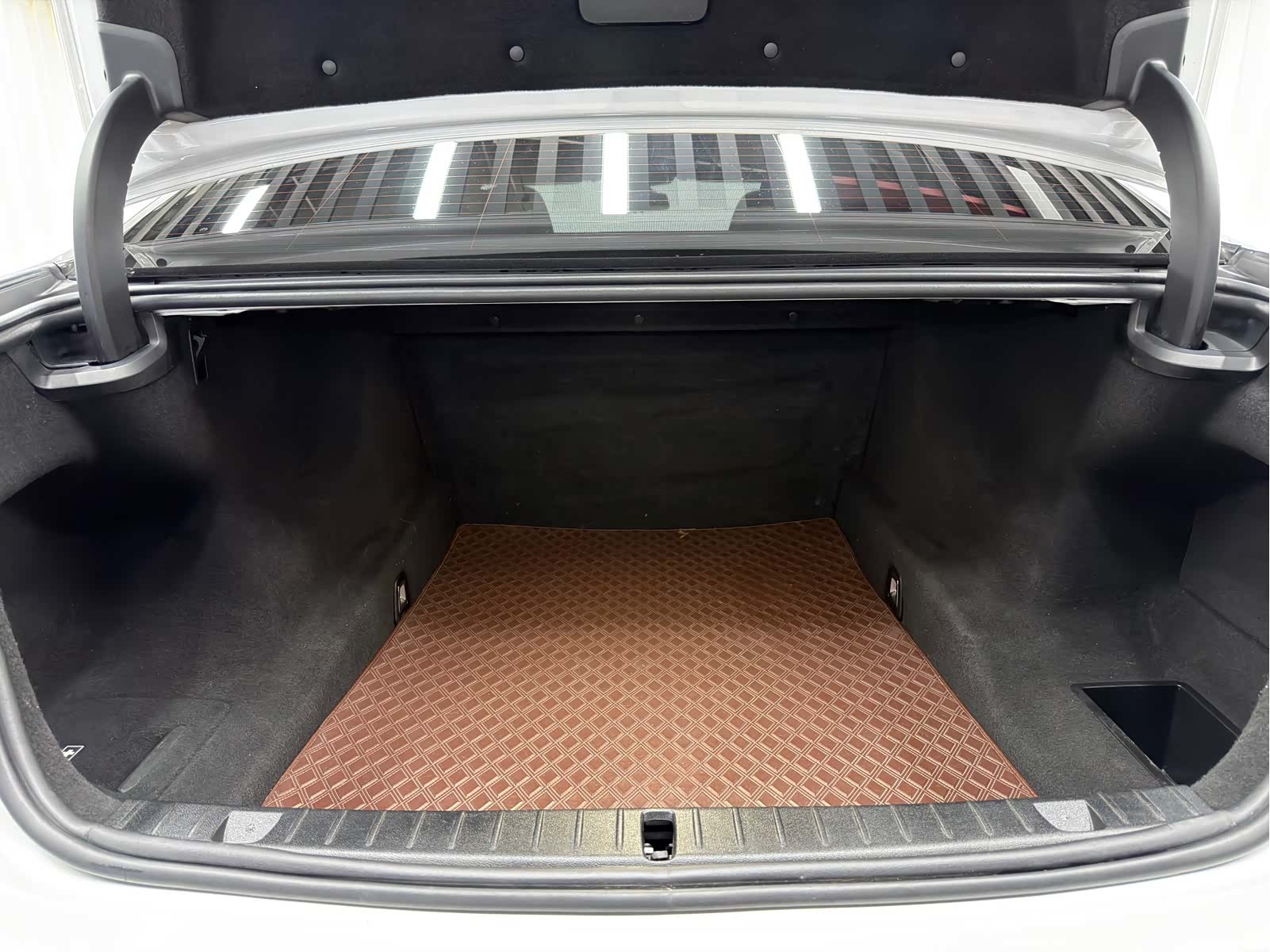 BMW 7 Series, 2019 19
