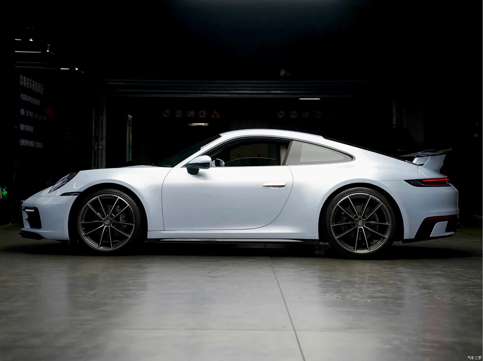 Porsche 911, 2022 4