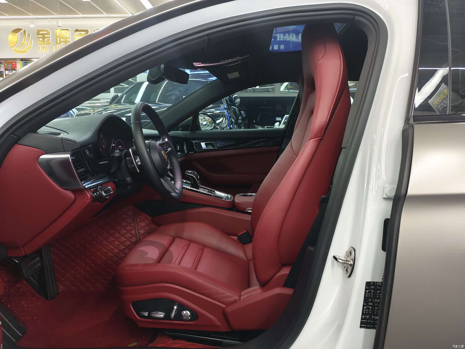 Porsche Panamera, 2021 все фото