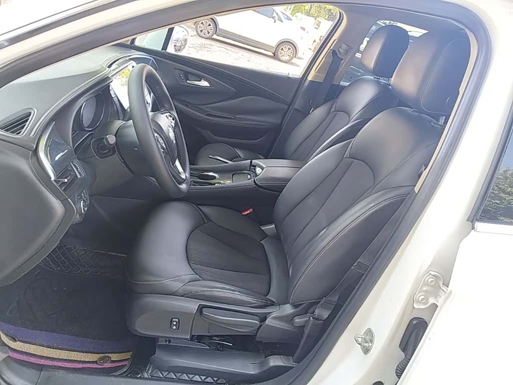 Buick Envision Plus, 2017 12