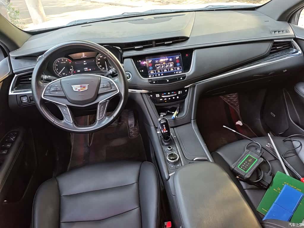 Cadillac XT5, 2021 10
