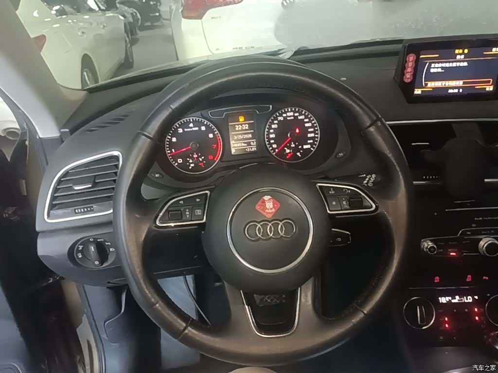 Audi Q3, 2016 11