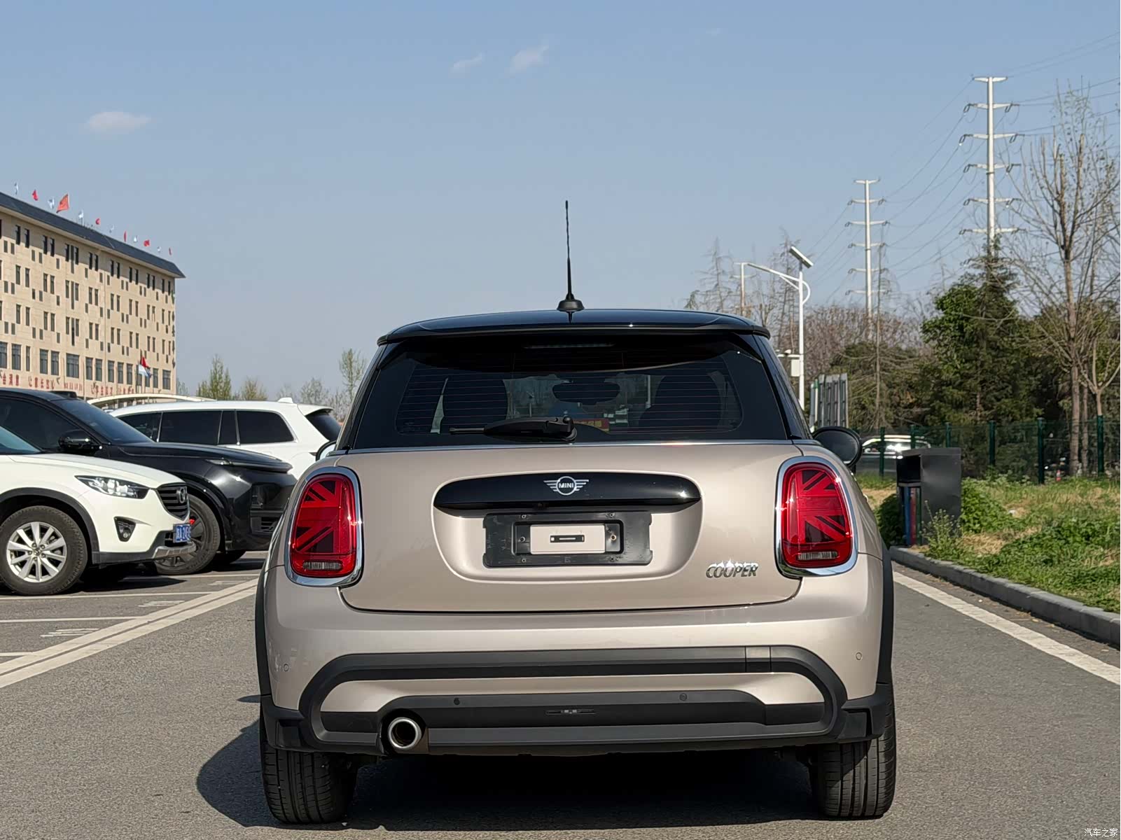 Mini Cooper, 2024 все фото