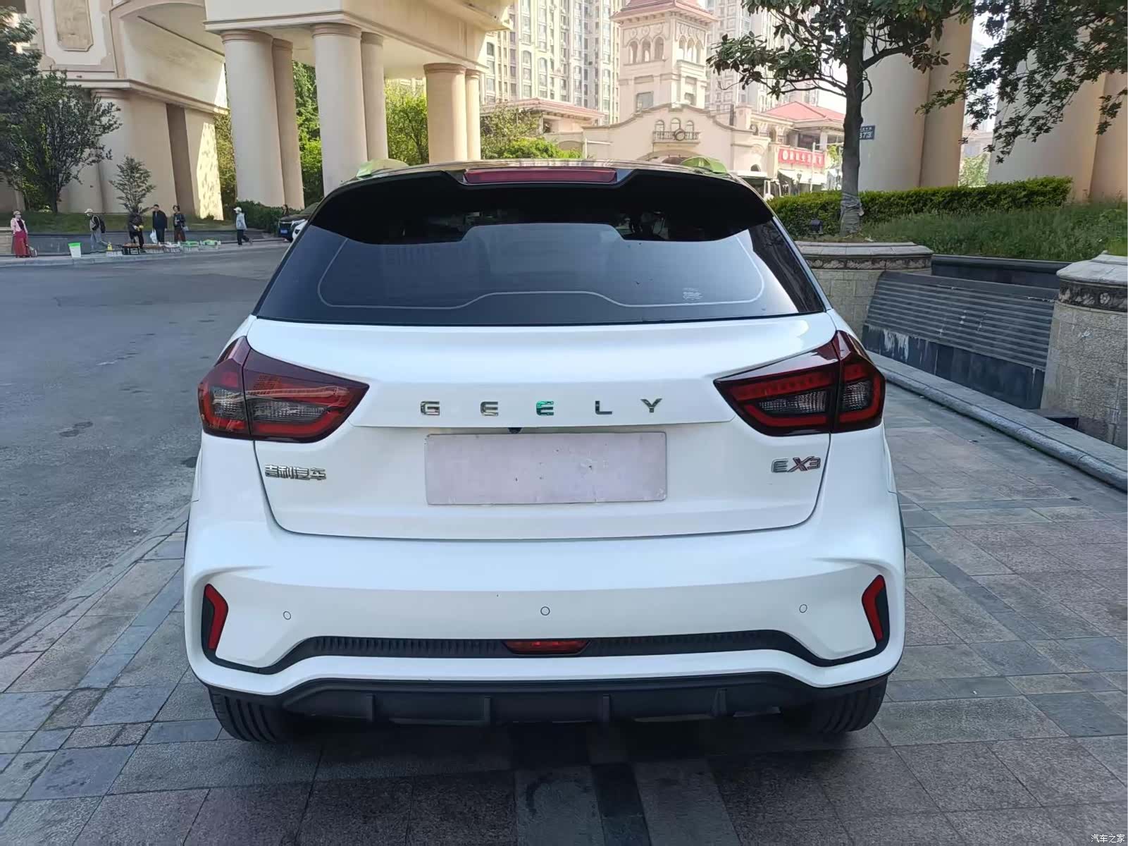 Geely EX3, 2022 12
