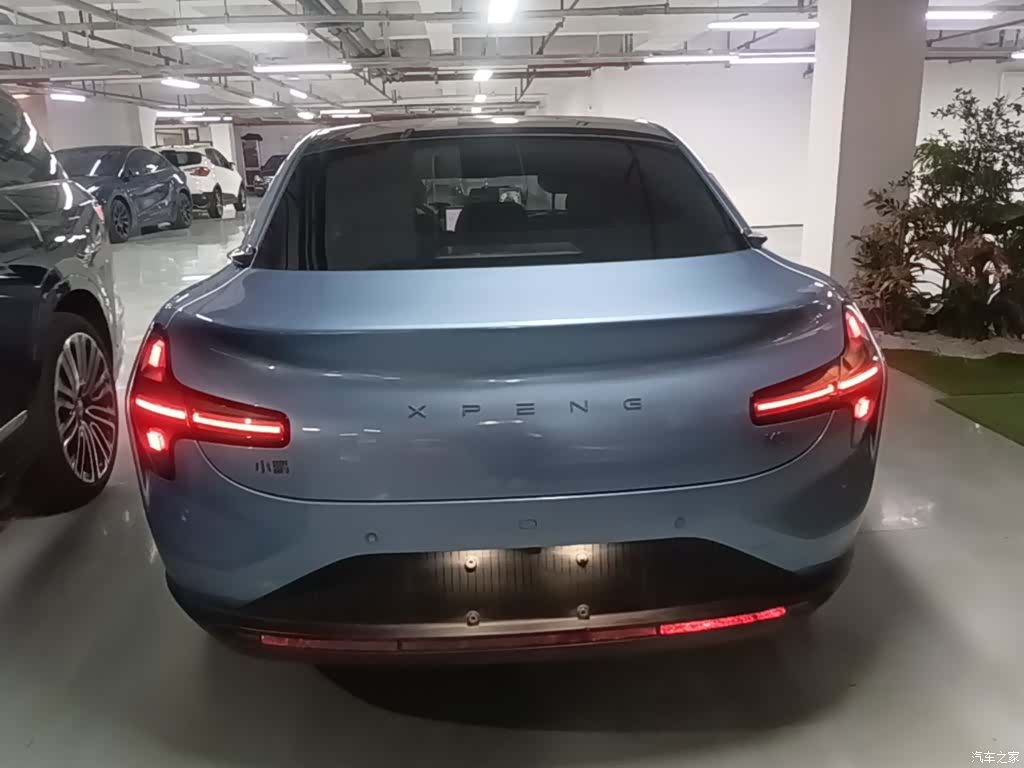 Xpeng Mona M03, 2024 4