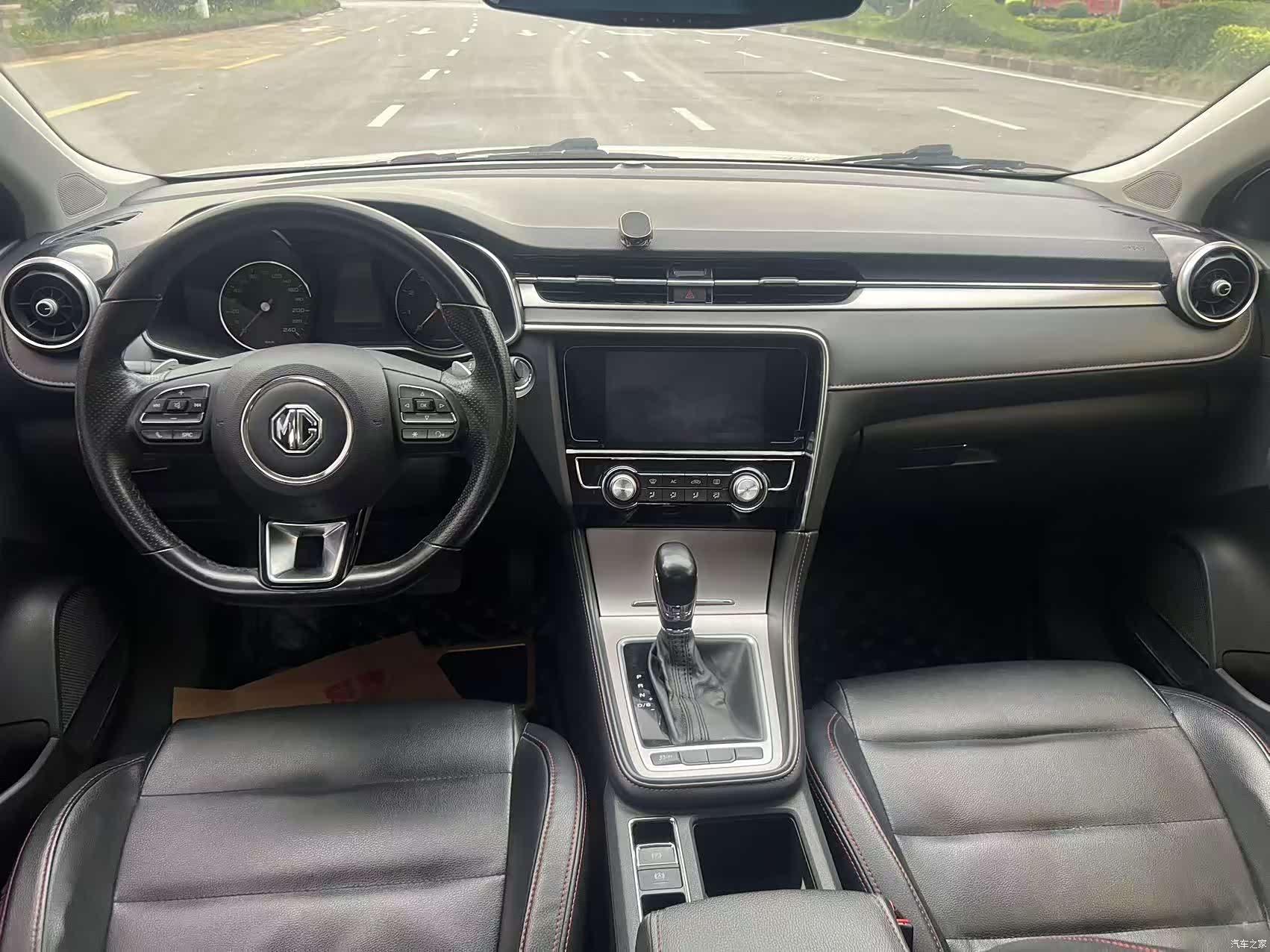 MG MG6, 2019 13