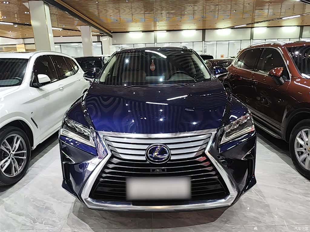Lexus RX, 2018 3
