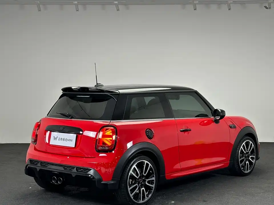 MINI MINI