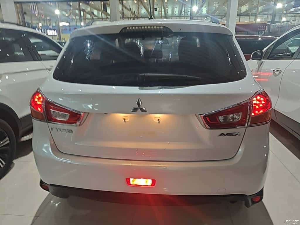 Mitsubishi ASX, 2015 4