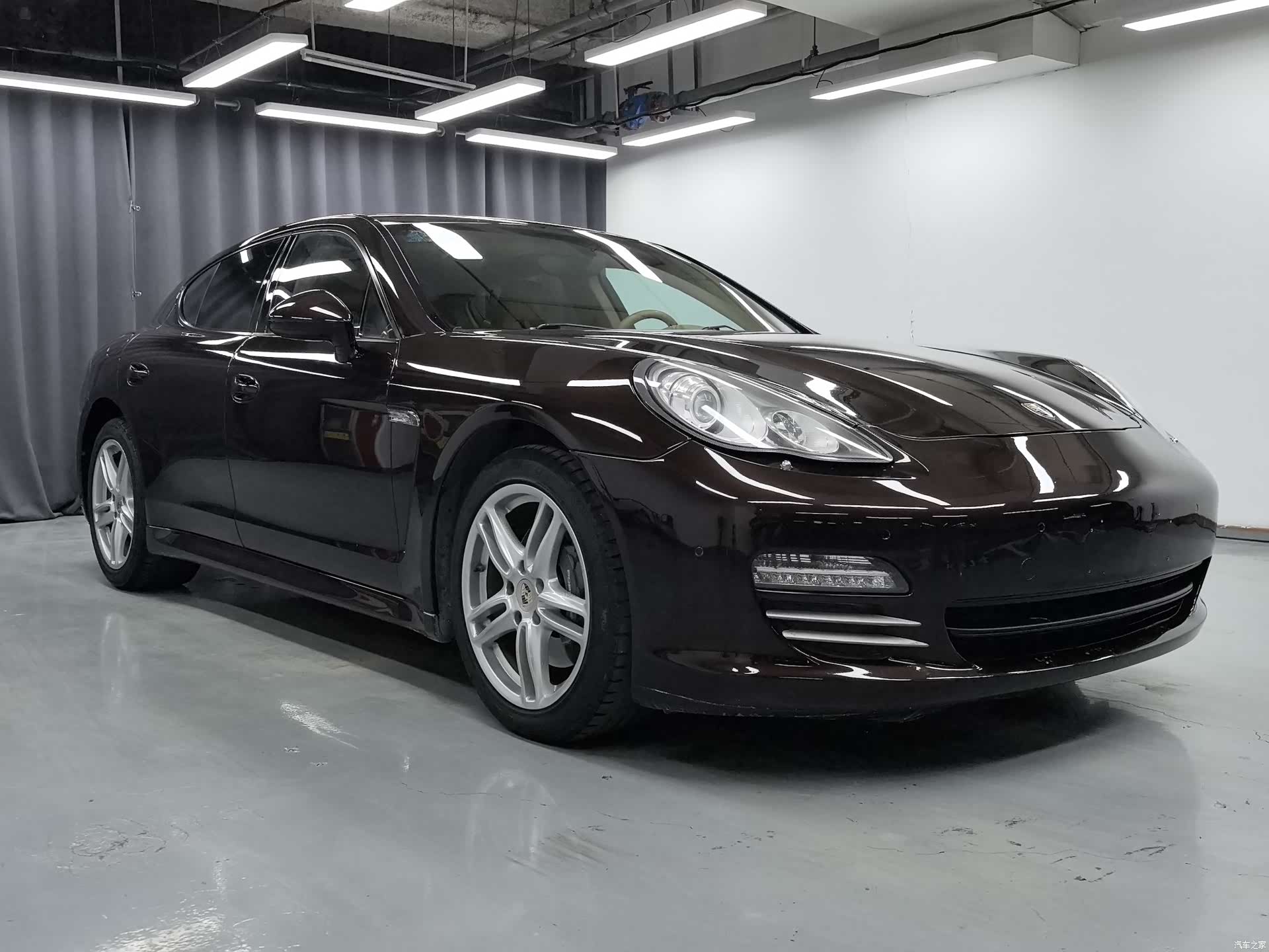 Porsche Panamera, 2013 3