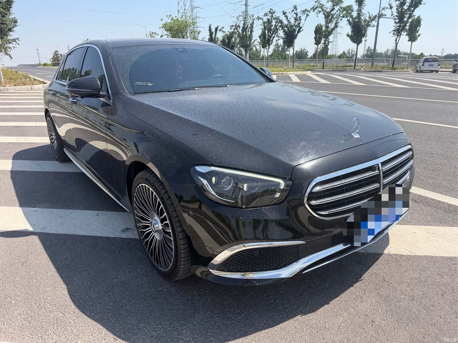 Mercedes-Benz E-Class, 2022 3