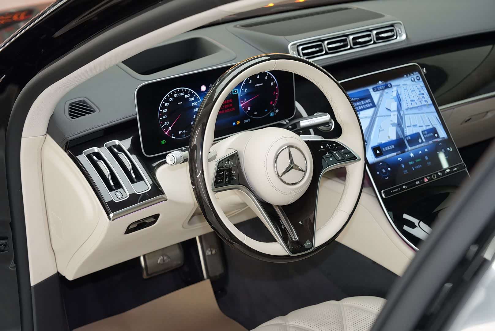 Maybach S-Class, 2025 7