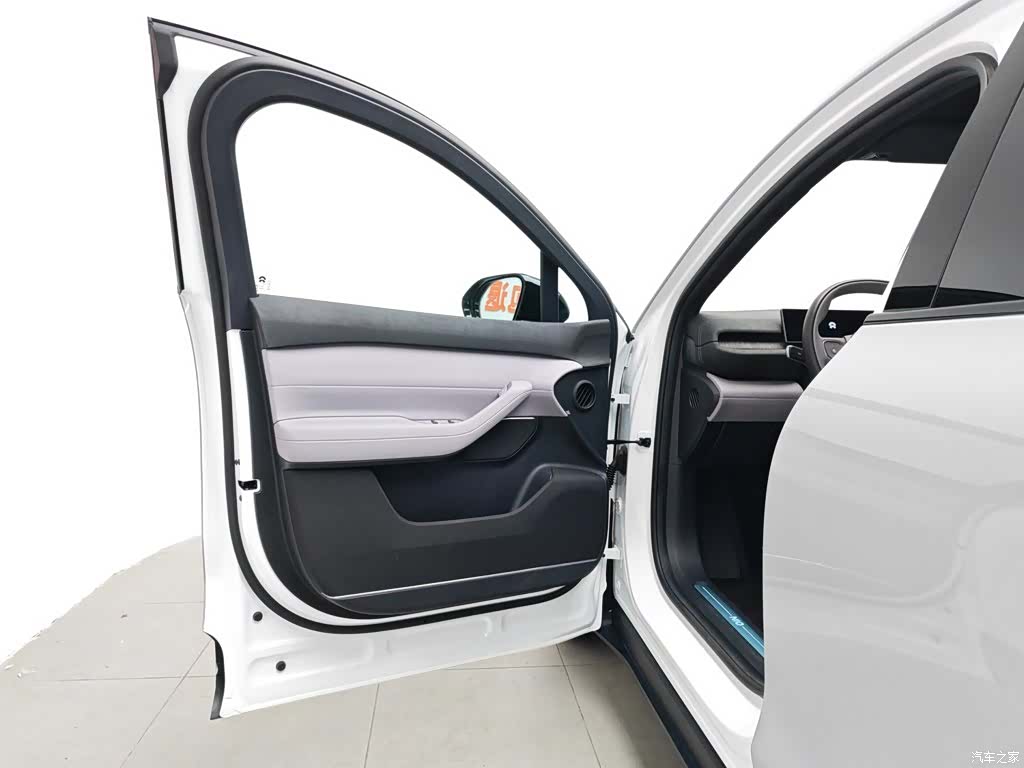 NIO EC6, 2024 8